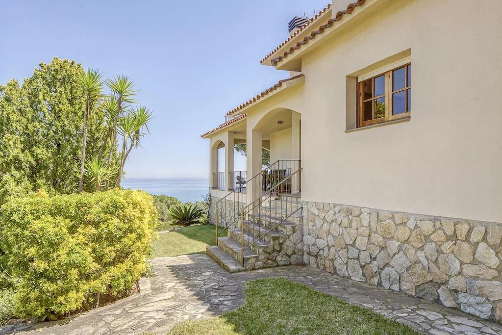 Villa in Arenys de Mar with incredible sea views