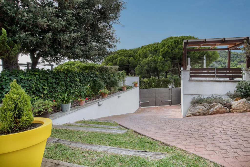 Villa in Sant Pol de Mar with Infinity pool