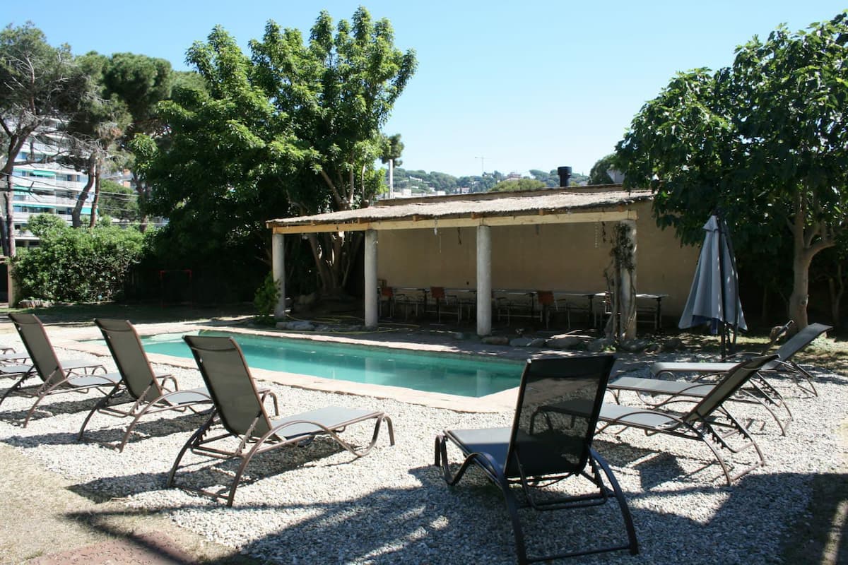 Modernist waterfront Villa with tourist license in Caldes d'Estrac